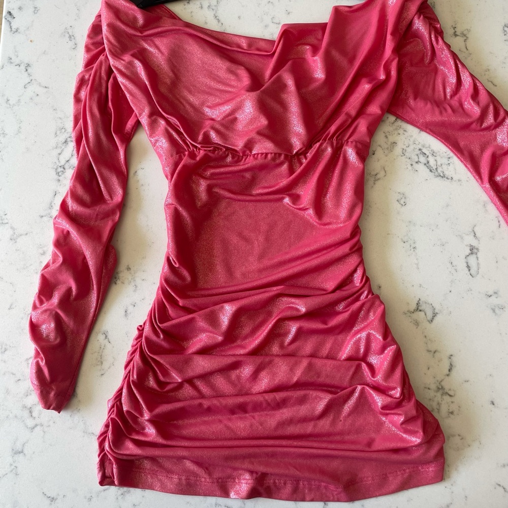 Bebe salmon dress